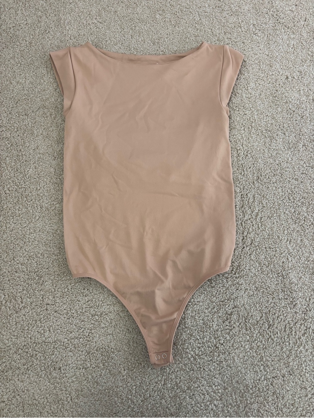 Intimately by Free people clean lines boat neck cap sleeves bodysuit sz XS/S.